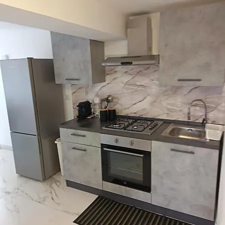 Gioeni Jacuzzi Appartement Catánia